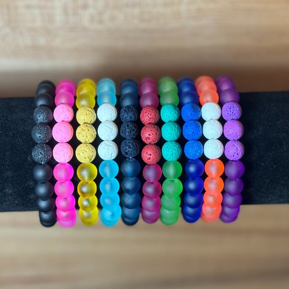 Diffuser Bracelet with Essential Oil Blend - Aromatherapy on the Go! - Picture 2 of 7